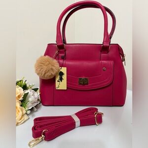 Timeless Fuchsia Glam: Elegant Handbag with Detachable Strap